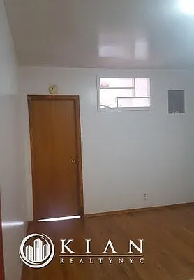 Rented by Kian Realty | media 3