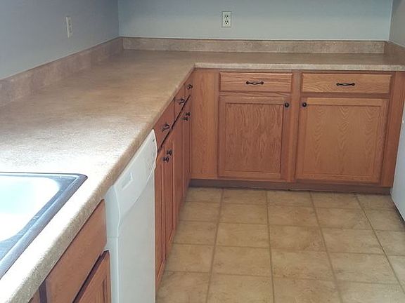 5th image of 533 14th Ave APT 6