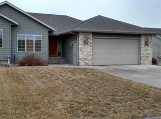 505 N 9th Ave #14B, Brandon, SD 57005