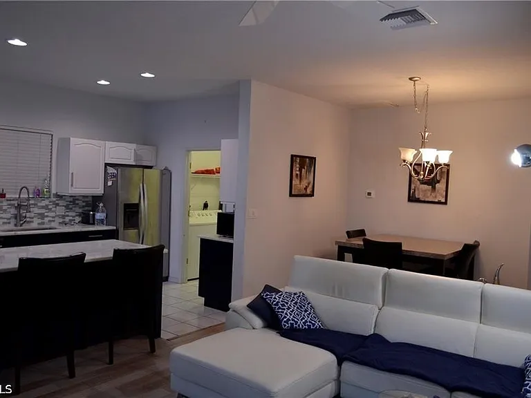 1702 Emerald Cove Dr — Photo 8
