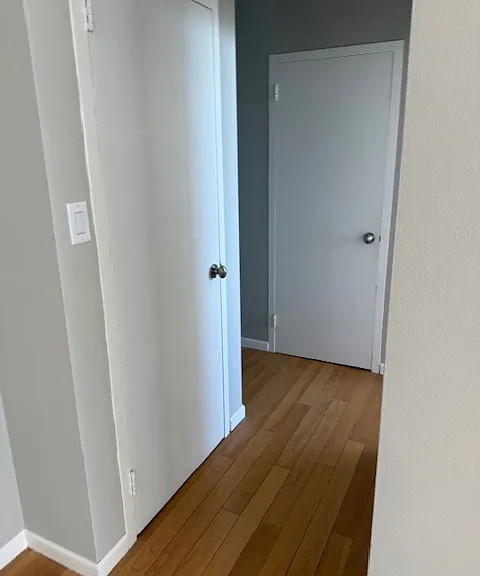 360 W Wellington Ave — Photo 8