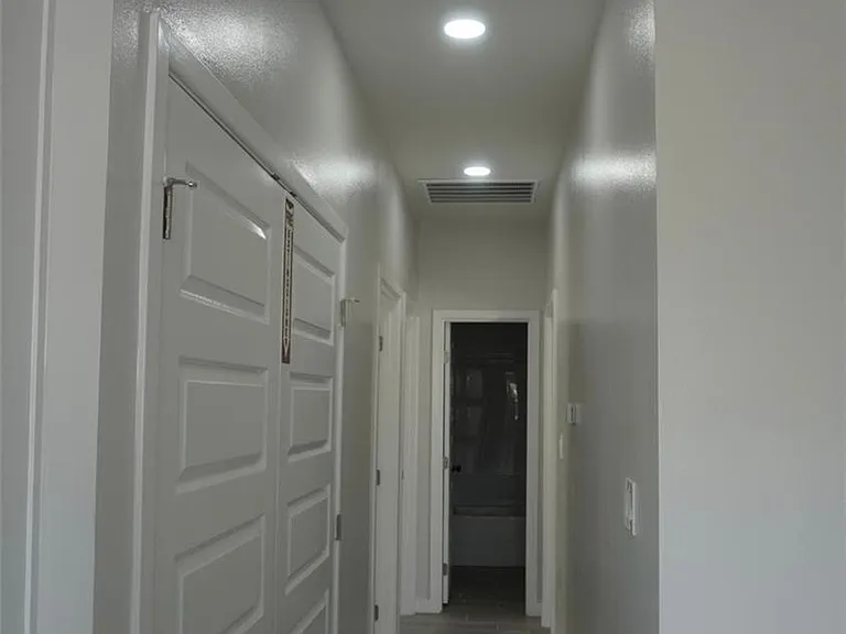1004 Sugar Garden Ave #2 — Photo 5