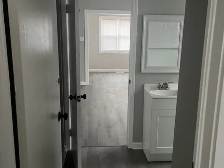 180 Gray Station Rd — Photo 3
