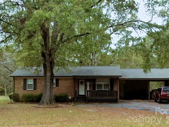 1481 Grace Ave, Lancaster, SC 29720