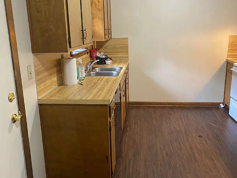 304 Michelle Ave — Photo 3