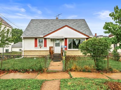 1060 Jackson St, Saint Paul, MN, 55117