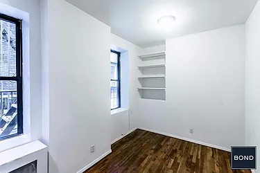 Rented by Bond New York