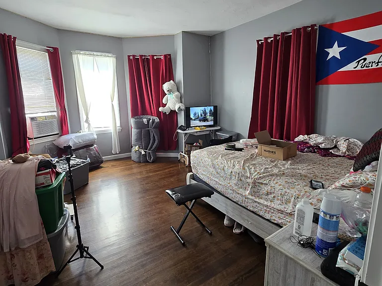 38 Fox St #3 — Photo 22
