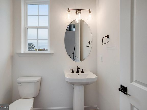 7th image of this home