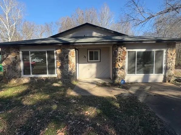 31 Brookway Ln, North Little Rock, AR 72120