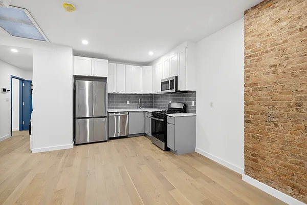 Rented by Brown Harris Stevens | media 2