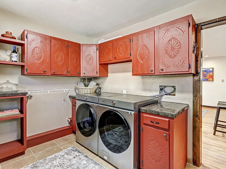 2302 Campbell Rd NW — Photo 11