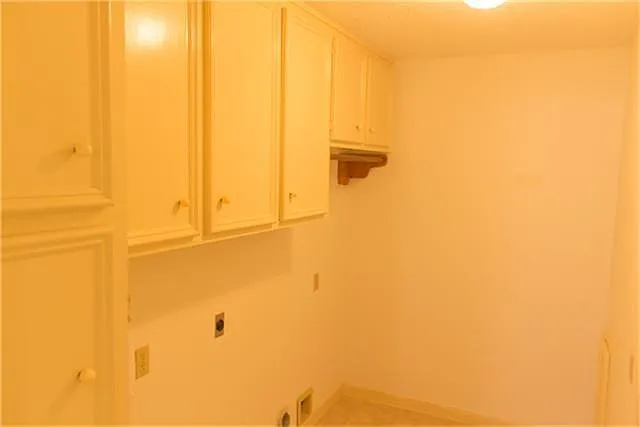 10010 Sagegreen Dr — Photo 7