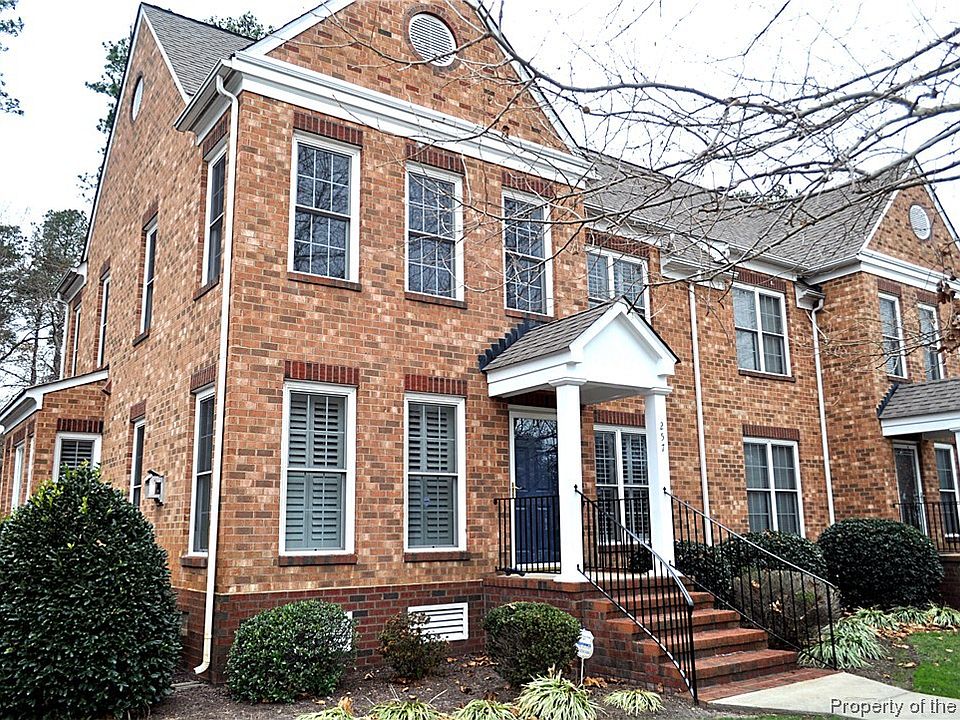 1st image of 257 Herman Melville Ave #257-MELVILLE`