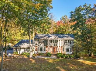 103 Smoke Rise Dr, Warren, NJ 07059