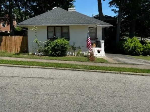 144 Baker St, Dover Town, NJ 07801