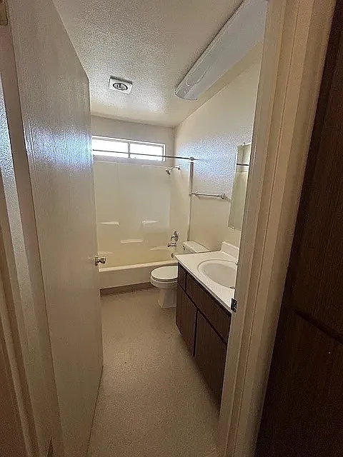 10205 El Camino Real
