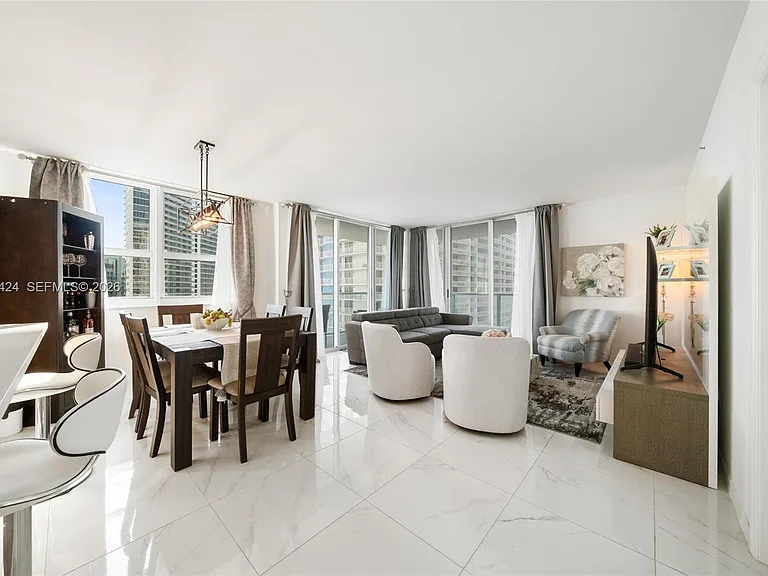 1155 Brickell Bay Dr #2501 — Photo 7