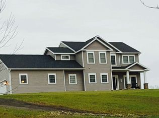 7565 Healy Rd, Auburn, NY 13021