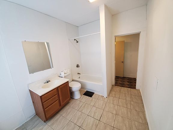 3rd image of 710 W Charles St