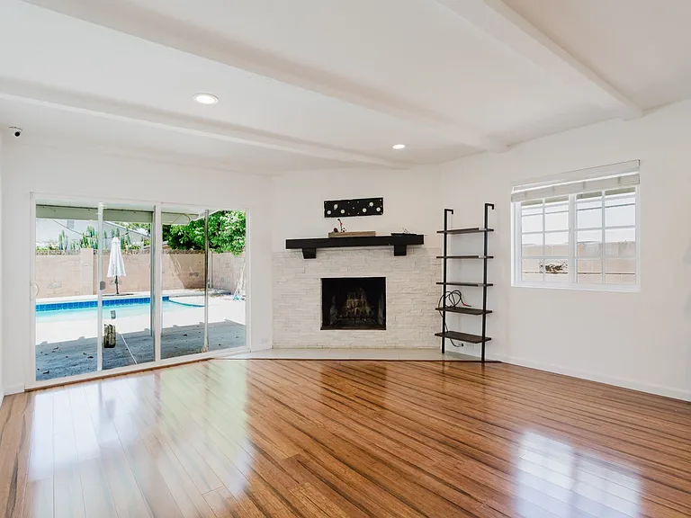 17419 Blackhawk St — Photo 24