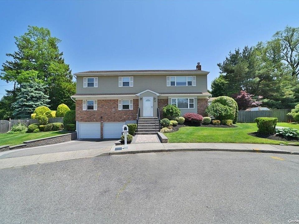 1st image of 19 Maxwell Court
