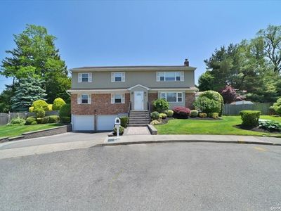 19 Maxwell Court, Plainview, NY, 11803