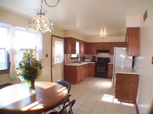 3rd image of 24007 W Quail Ct