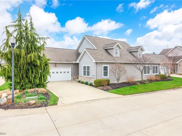 603 Cahoon Ledges Dr, Bay Village, OH 44140