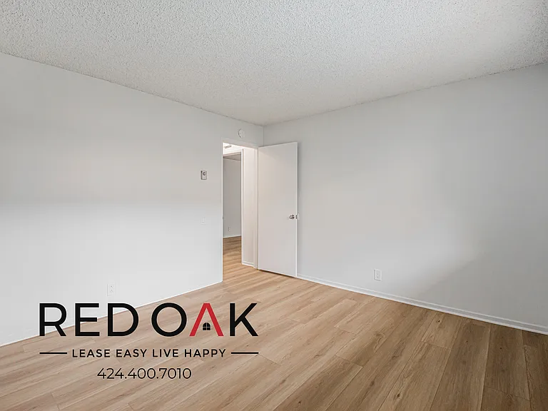 411 E Bay State St — Photo 49