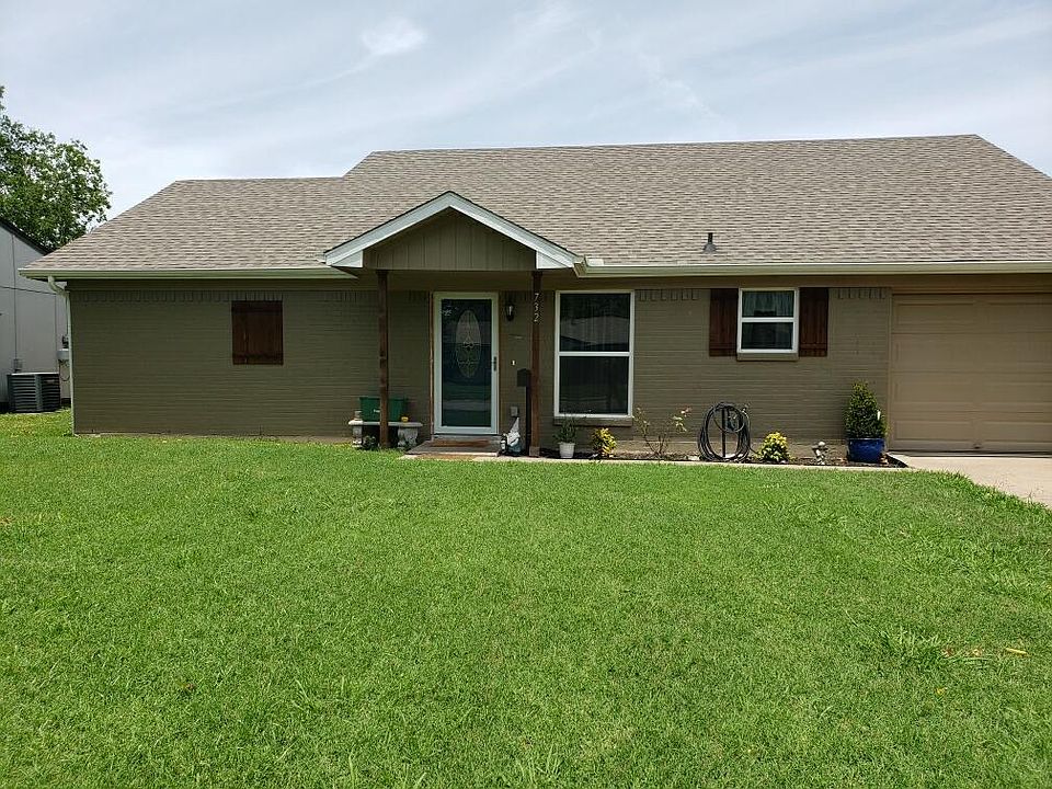 1st image of 732 SW Sunnybrook Dr