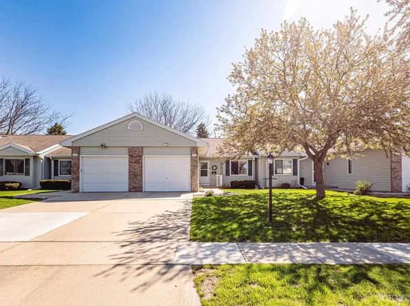 411 Kensington Square, Stoughton, WI 53589