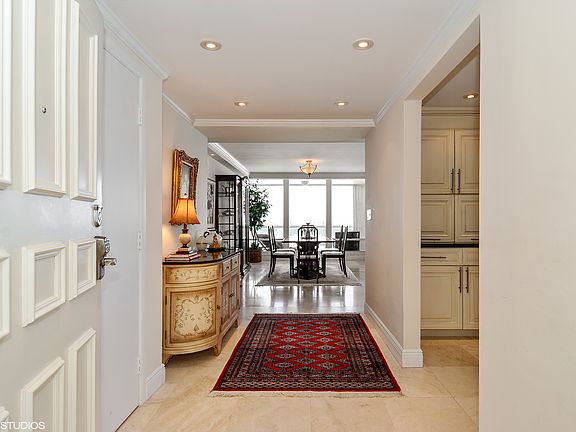 4th image of 2100 S Ocean Ln APT 1412