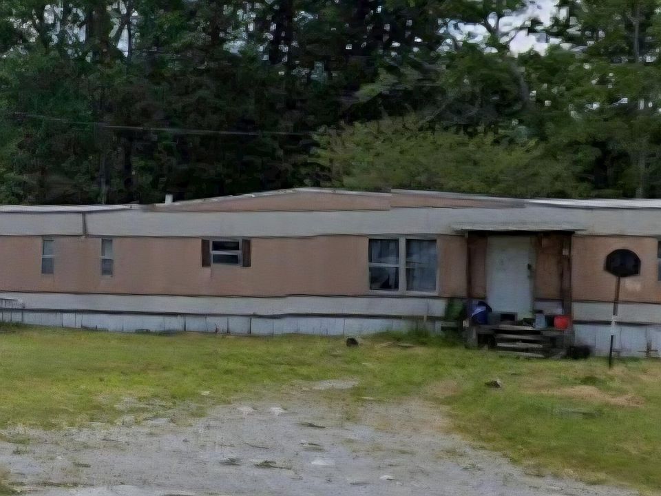 2nd image of 3049 Burdette Rd
