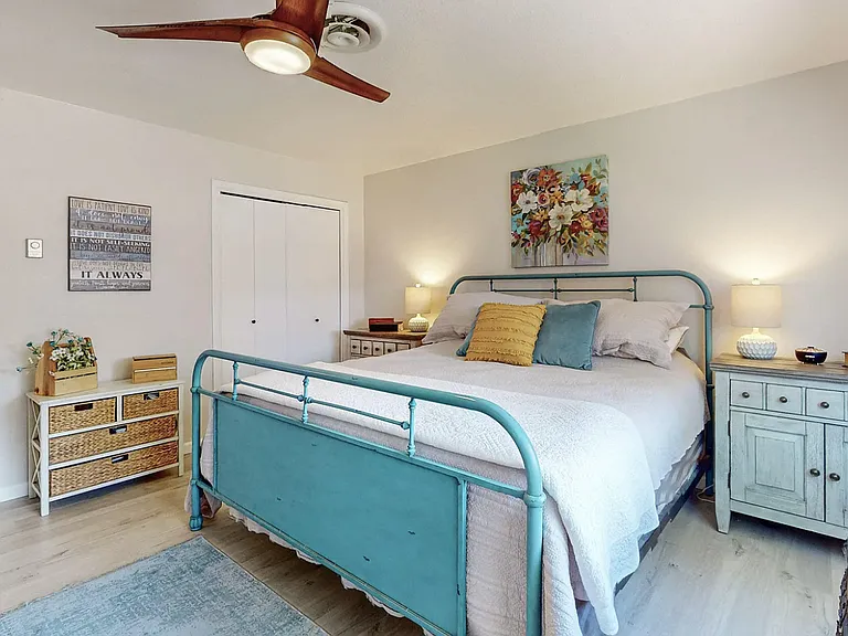 6333 Christy Ave NE — Photo 24