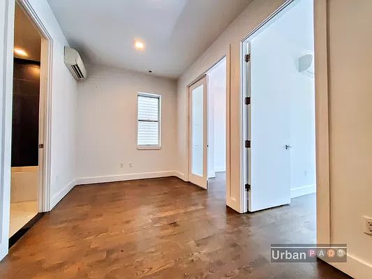 5th image of 2711 Snyder Ave #1F