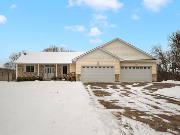 7370 233rd St N, Forest Lake, MN 55025