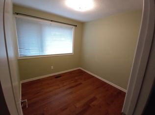 2 Botany Hill Rd, Toronto, ON M1G3K2