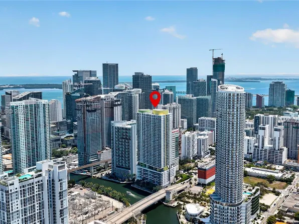 185 SW 7th St APT 4209, Miami, FL 33130