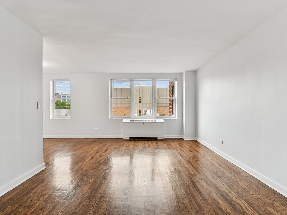 1st image of 1540 Pelham Pkwy S APT 3D
