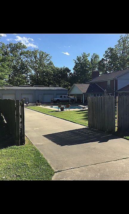 2nd image of 6510 Skyline Dr