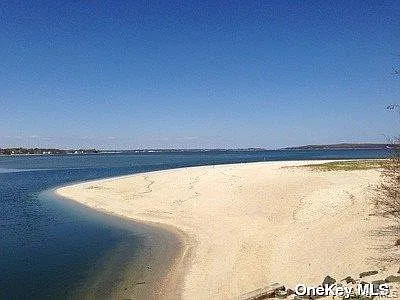 1265 Brigantine Dr — Photo 2