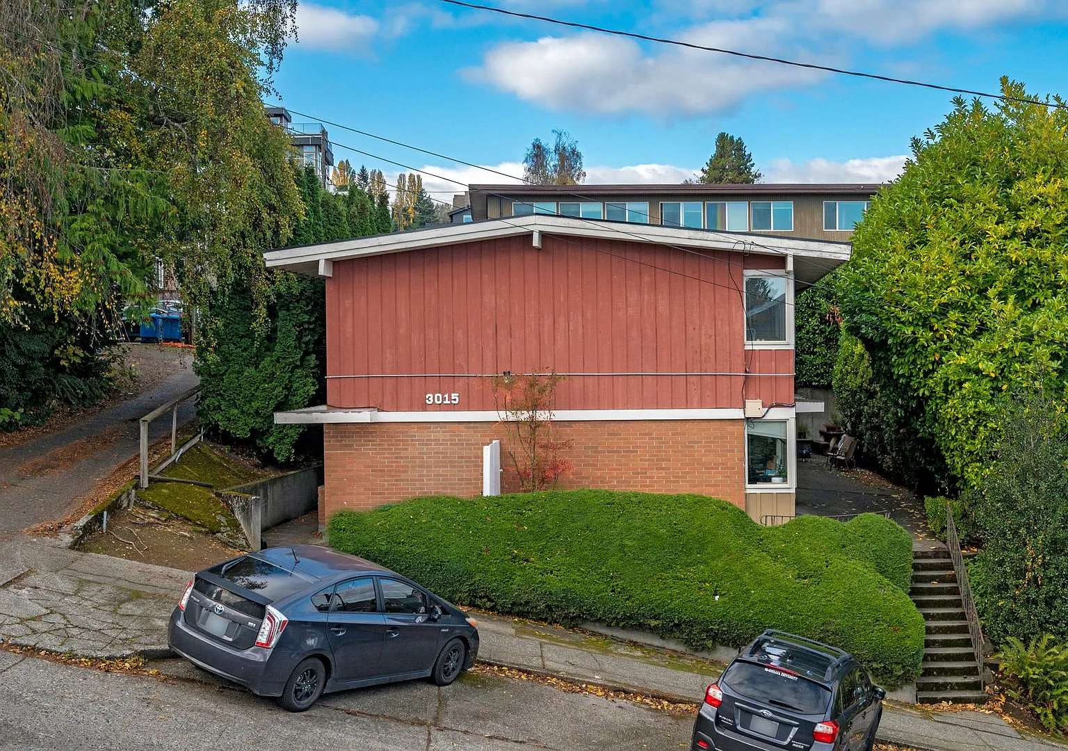 3015 Queen Anne Ave N. — Photo 1