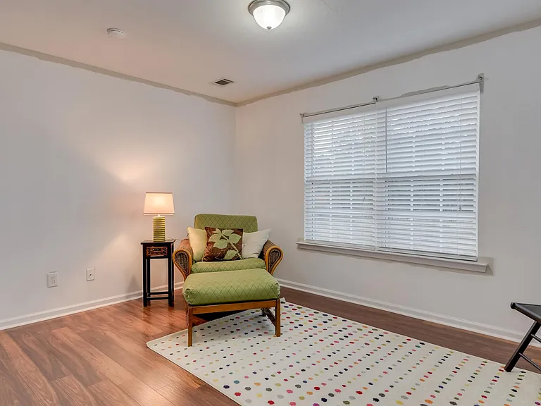 212 Full Circle Dr — Photo 14