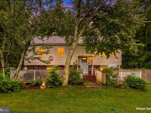 558 Larch Ave, Browns Mills, NJ 08015