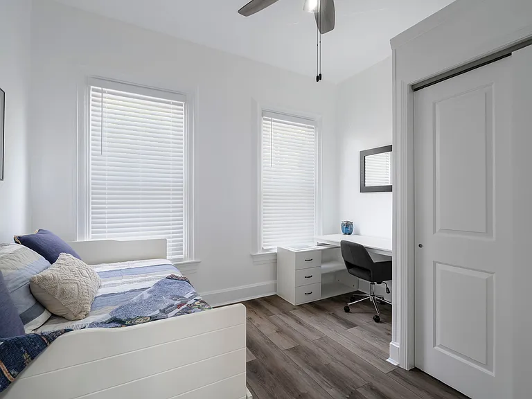 407 Oregon St — Photo 14