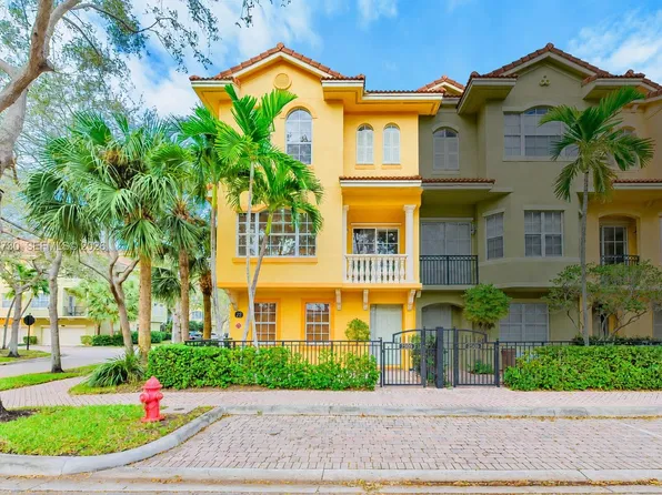2509 San Pietro Cir, Palm Beach Gardens, FL 33410
