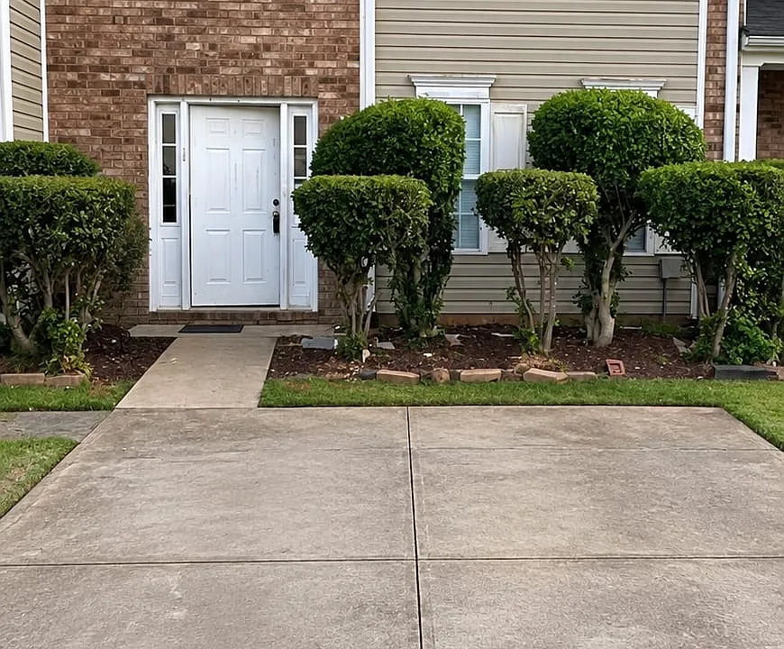 105 Benfield Cres
