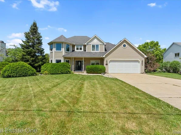 4261 Brest Rd, Newport, MI 48166