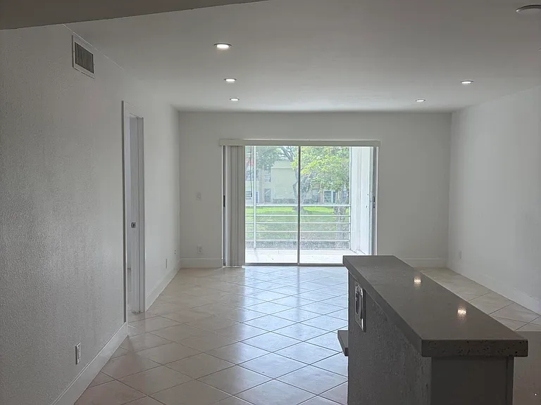 2900 Fiore Way #2110 — Photo 5